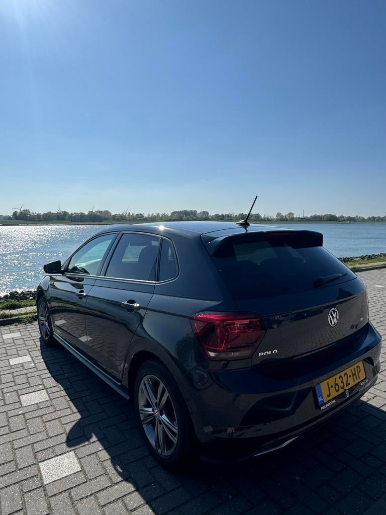 Volkswagen Polo R-line 1.0 TSI 95pk 7-DSG 2020 Grijs, Auto's, 95 pk, 49 €/maand, Origineel Nederlands, Particulier