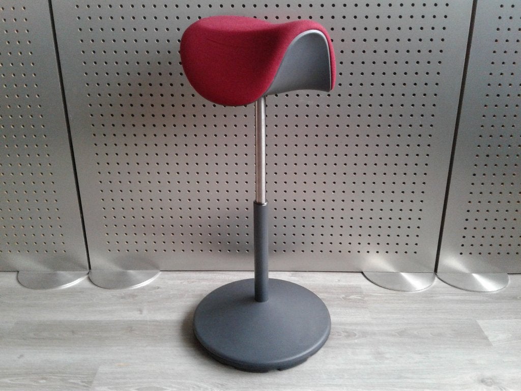 Variér (Stokke) Motion (Medium) (Rood), Heel Mooi!, Huis en Inrichting, Bureaustoelen, Ophalen of Verzenden, Zo goed als nieuw
