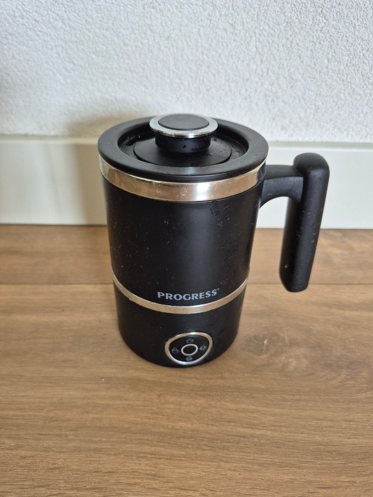 melkopschuimer, Witgoed en Apparatuur, Ophalen