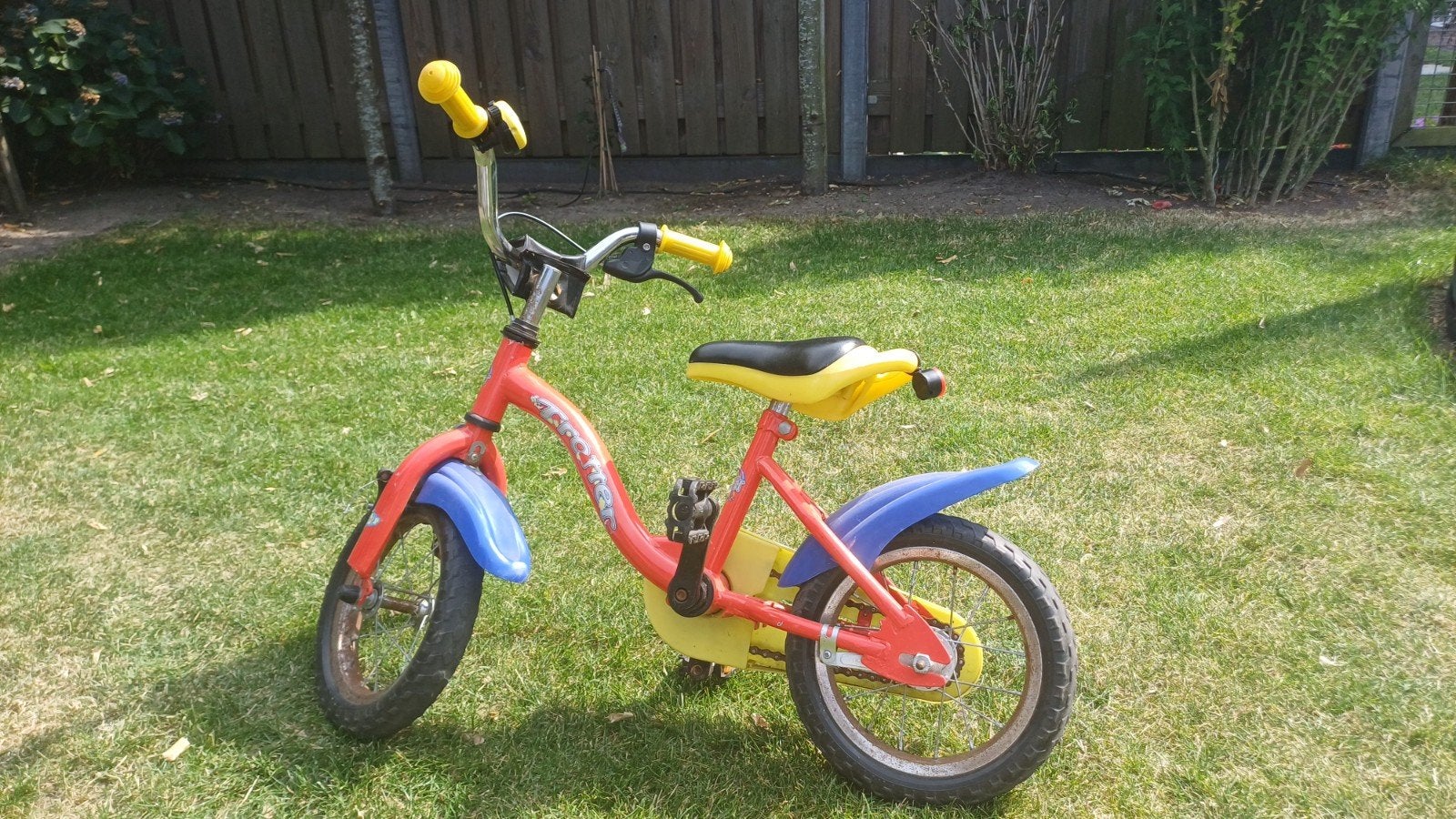 Kinderfiets Trotter Rood - 12 inch, Ophalen, Trotter, Gebruikt, Velgrem