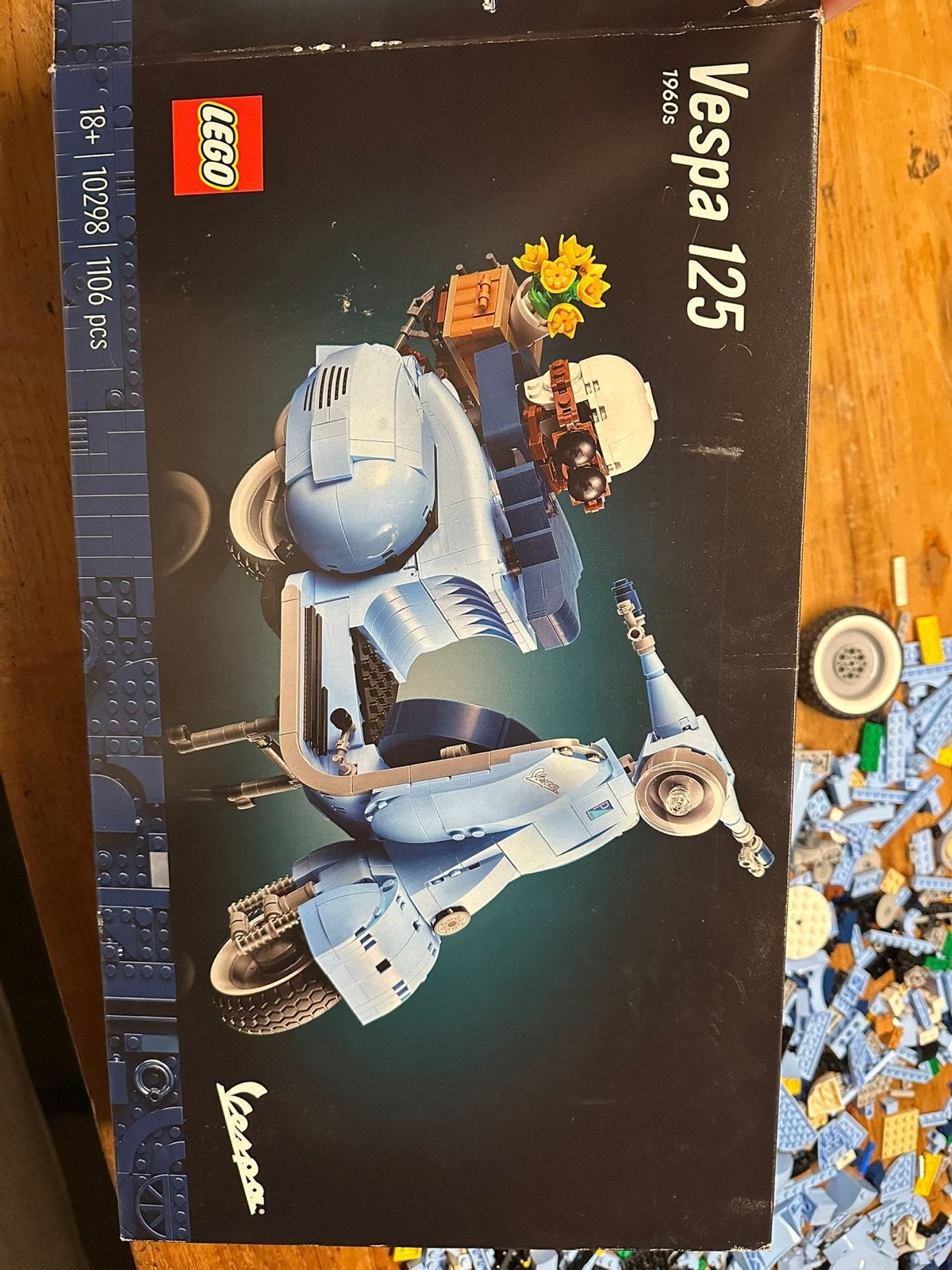 Lego Vespa 125 (10298) - Zo goed als nieuw, Lego, Ophalen of Verzenden, Zo goed als nieuw, Compleet