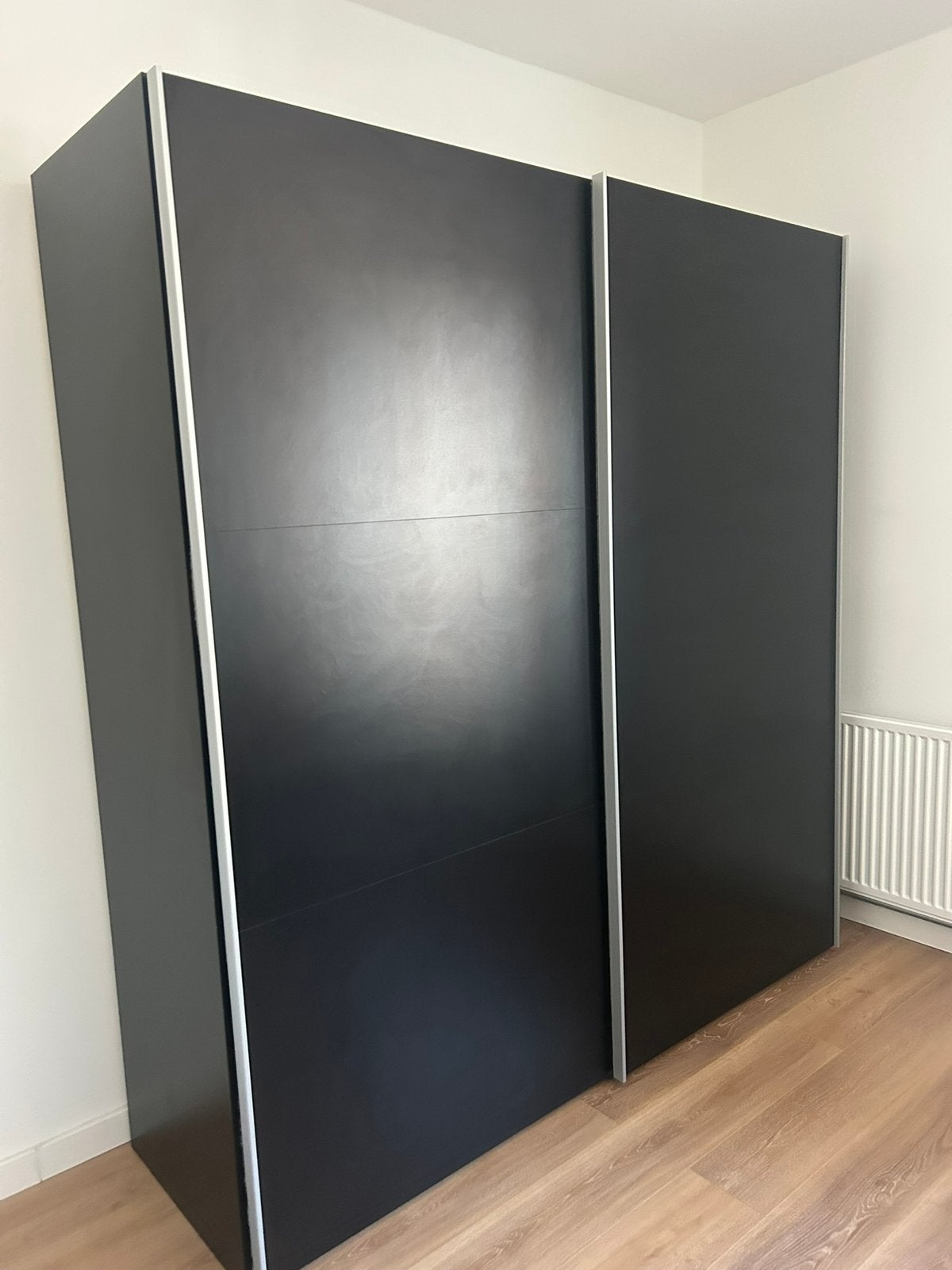 Mooie Kledingkast beterbed kixx twv 590 euro, Huis en Inrichting, Kasten | Kledingkasten, Ophalen, Zo goed als nieuw, 50 tot 75 cm