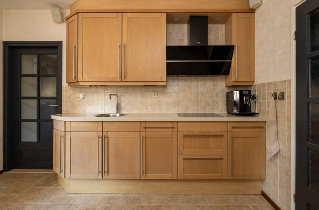 Eiken houten keuken te koop., Huis en Inrichting, Keuken | Complete keukens, Ophalen, Gebruikt, Bruin, Dubbelwandige keuken