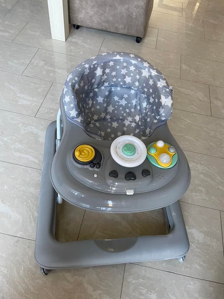 Loopstoel, Kinderen en Baby's, Wipstoeltjes, Ophalen of Verzenden, Zo goed als nieuw