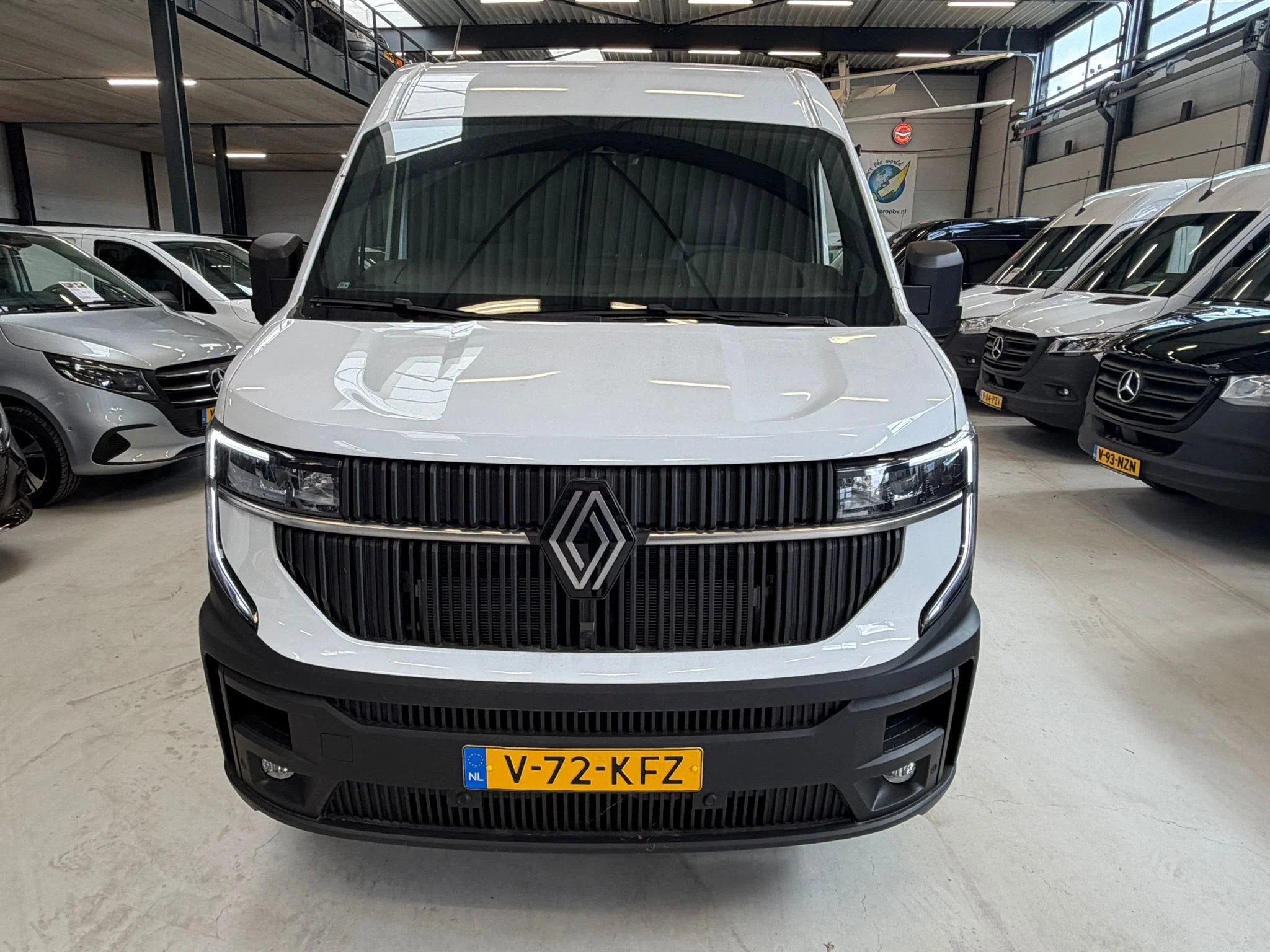 Renault Master T35 2.0DCI L2H2 150PK Airco Navi Cruisecontro, Gebruikt, Euro 6, 4 cilinders, 150 pk