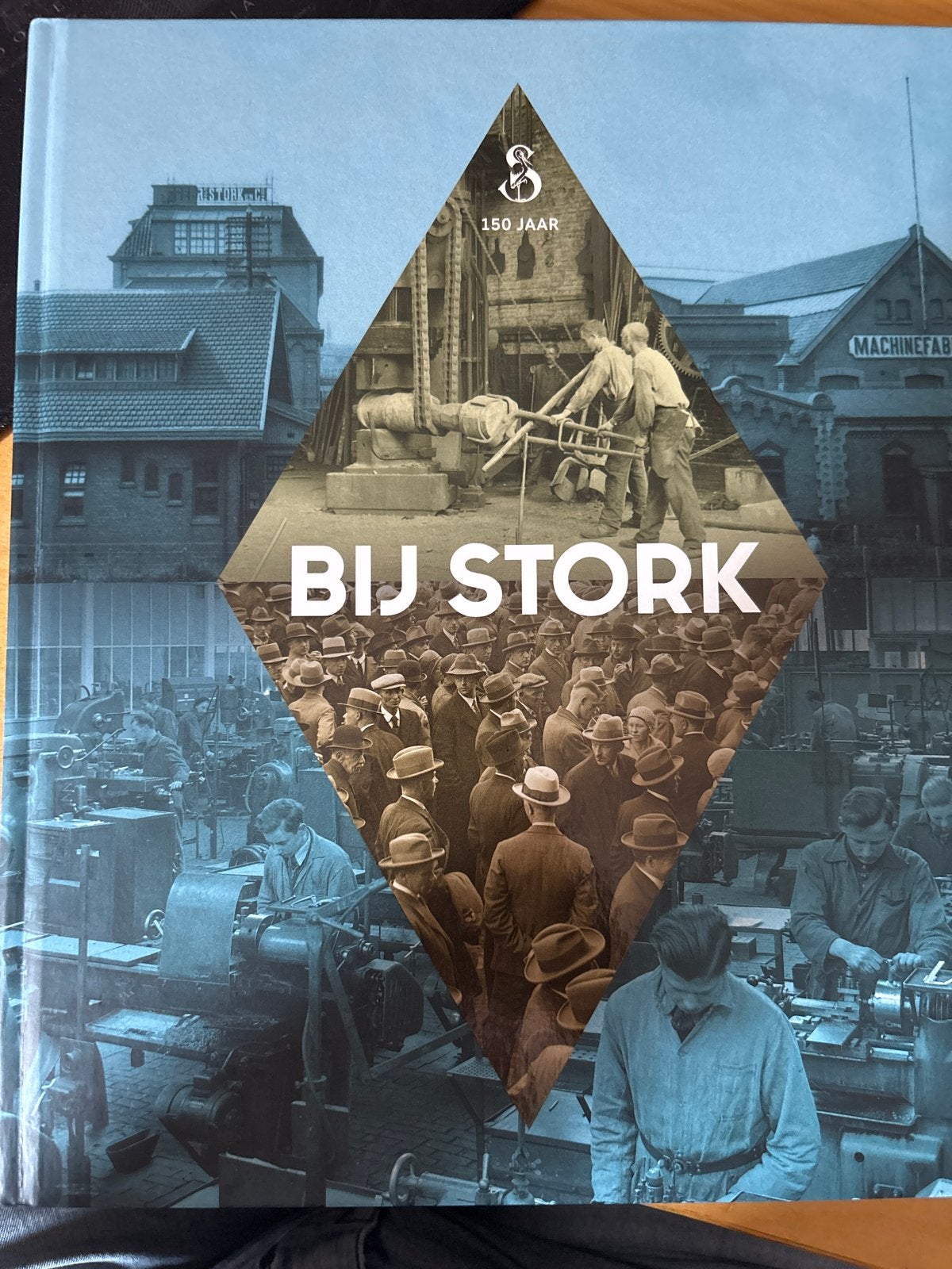 Bij Stork: 150 jaar jubileum boek (2018), Ophalen of Verzenden, 20e eeuw of later, Zo goed als nieuw