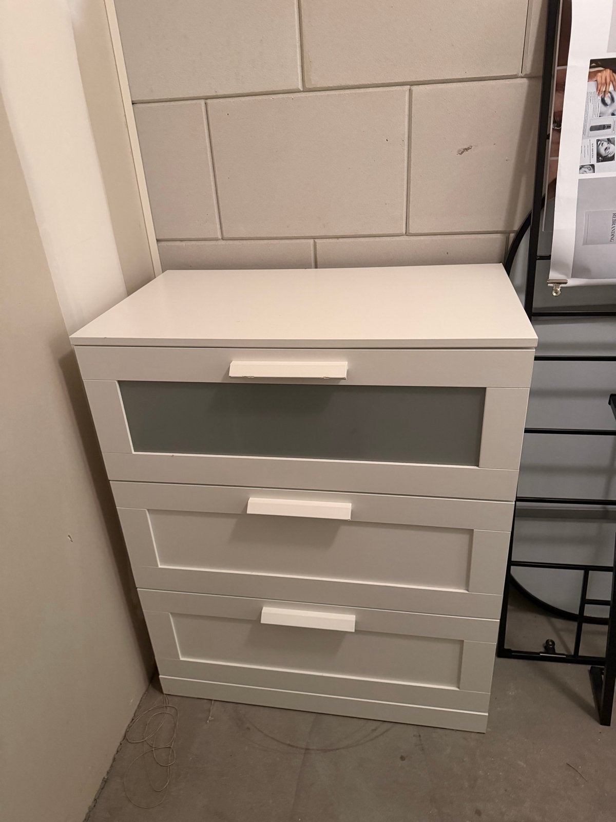 IKEA ladekast met 3 laden, wit/frosted glas, Huis en Inrichting, Kasten | Ladekasten, Ophalen, Zo goed als nieuw, 3 of 4 laden
