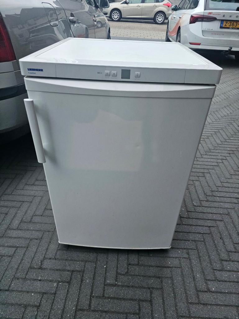 Liebherr diepvries tafelmodel 3 laden in nieuwstaat, Witgoed en Apparatuur, Vriezers en Diepvrieskisten, Minder dan 60 cm, Zo goed als nieuw