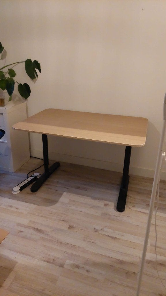 IKEA verstelbaar bureau Bekant, Ophalen, 160 cm, Gebruikt, Scandinavisch