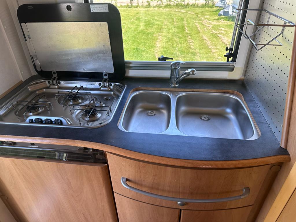 Hymer B544 Integraal Camper - Klaar voor Avontuur!, Caravans en Kamperen, Integraal, Standaard zit, Ringverwarming, Fiat