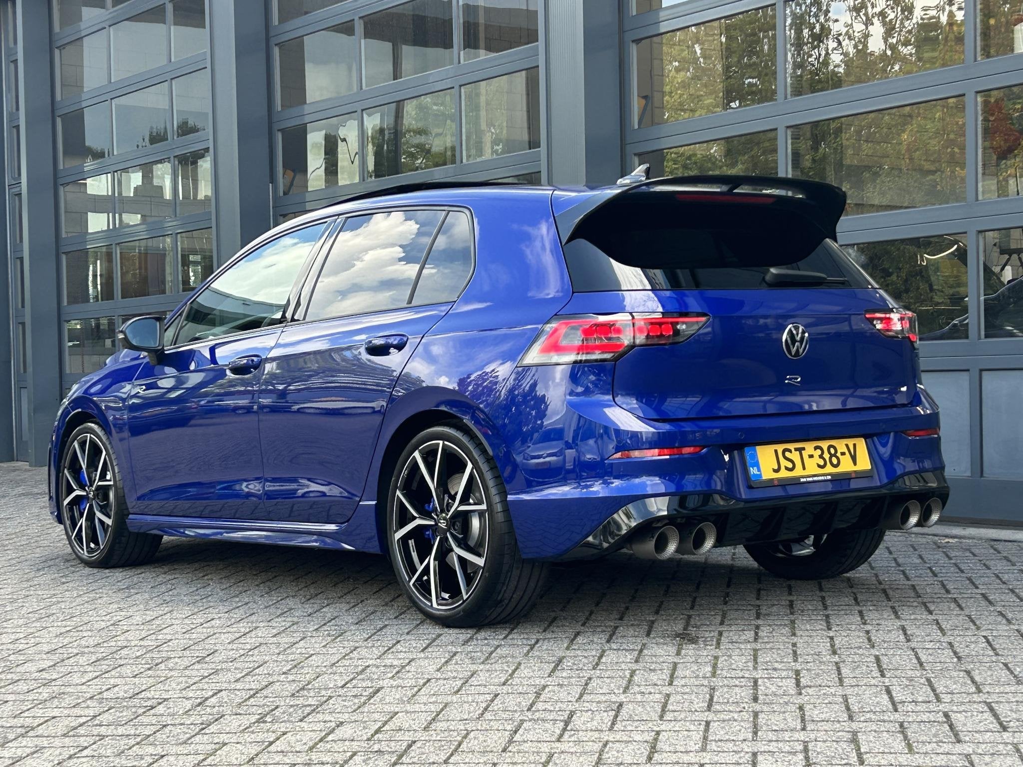 Volkswagen Golf 2.0 TSI 4Motion R | NL auto | Panoramadak |, Auto's, Automaat, Stof, Gebruikt, 4 cilinders