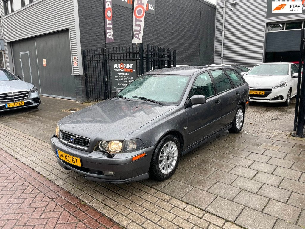 Volvo V40 2.0 Europa 3e Eigenaar! Airco NAP APK, Voorwielaandrijving, 136 pk, Gebruikt, 1948 cc