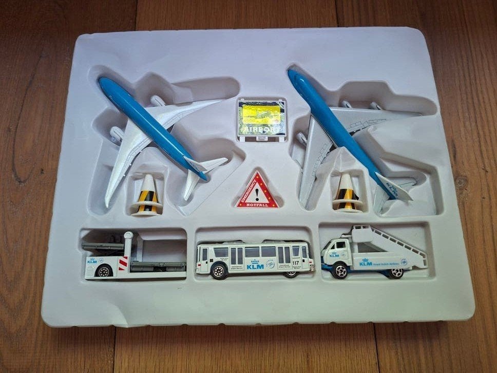 KLM Airport Playset - Vliegtuigen en Voertuigen, Ophalen of Verzenden, Zo goed als nieuw