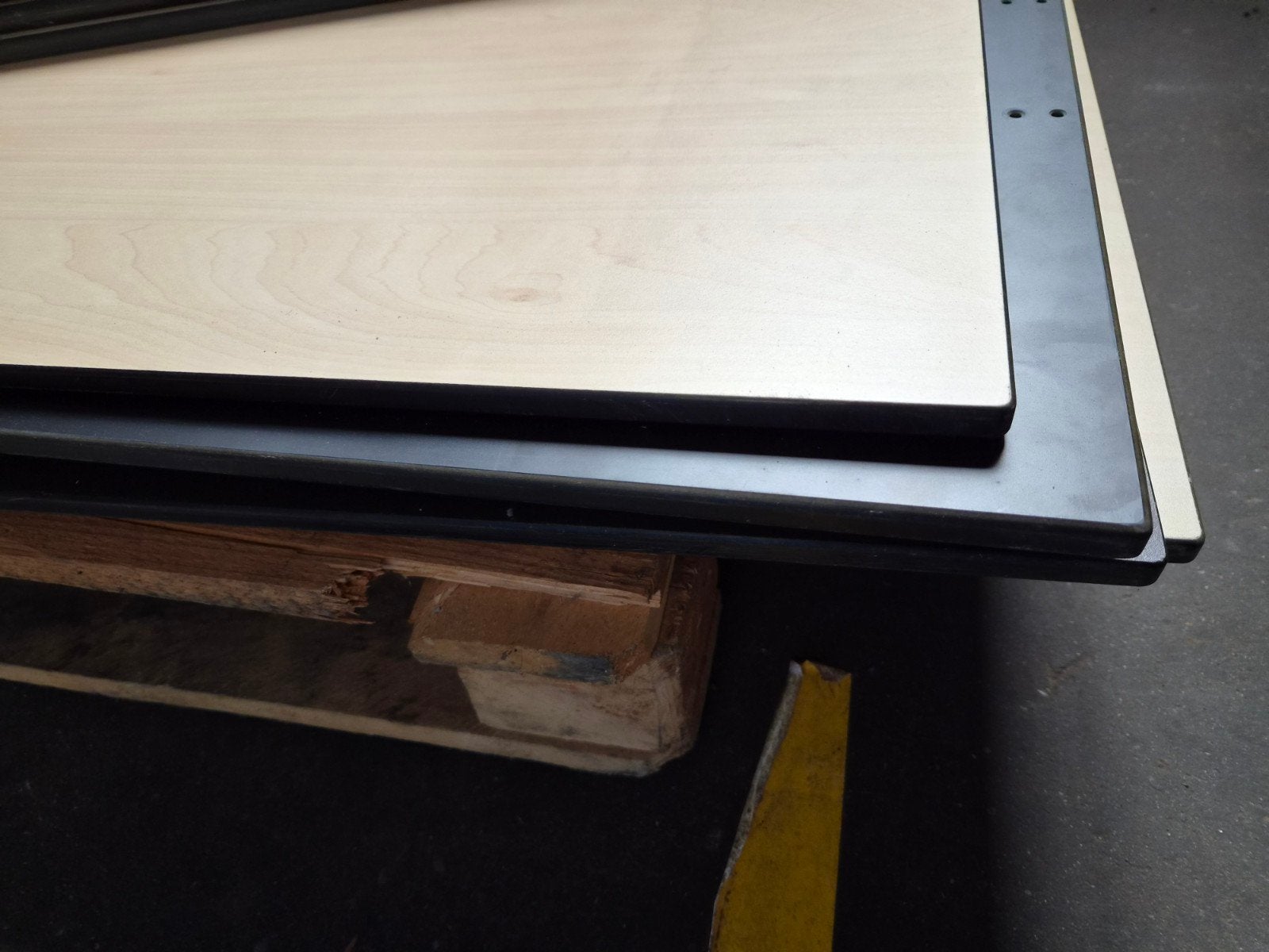 Trespa, HPL platen. bladen 12mm, Ophalen, Zo goed als nieuw, Dakraam