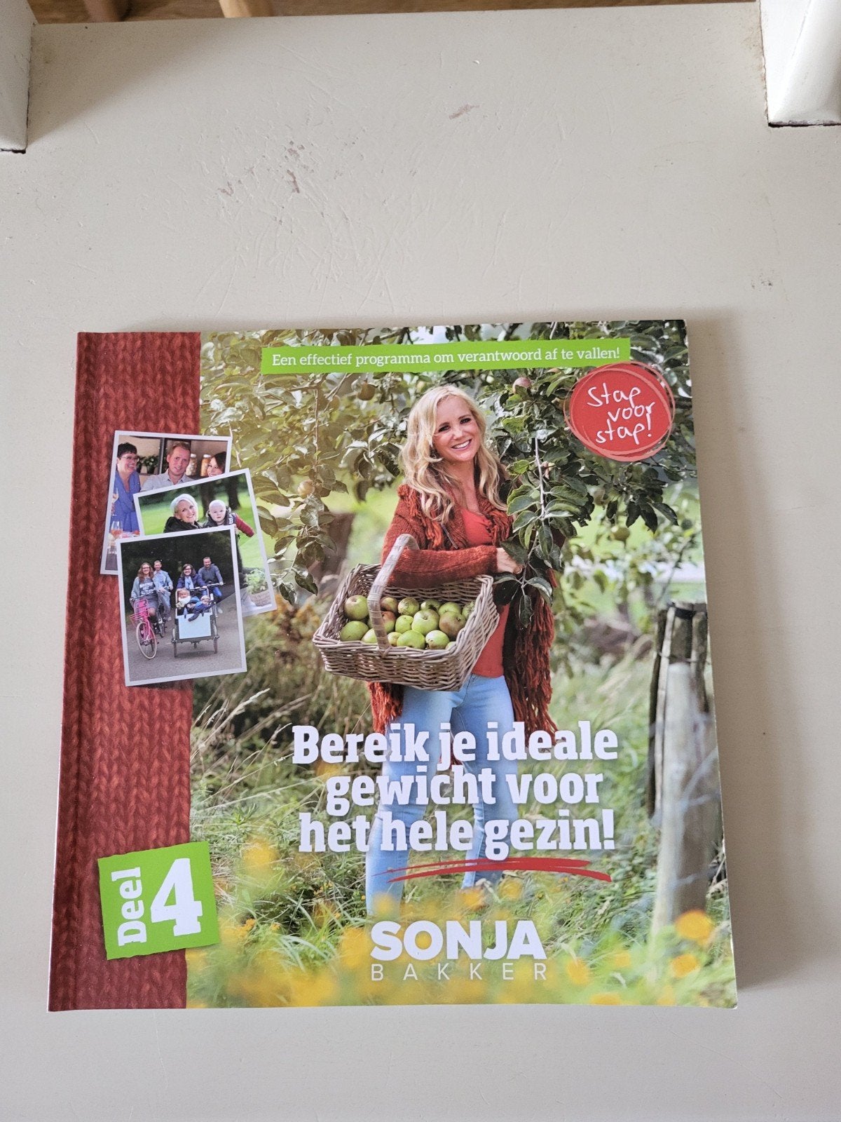 Sonja Bakker - Bereik je ideale gewicht voor het hele gezin!, Boeken, Ophalen of Verzenden, Zo goed als nieuw, Sonja Bakker, Gezond koken