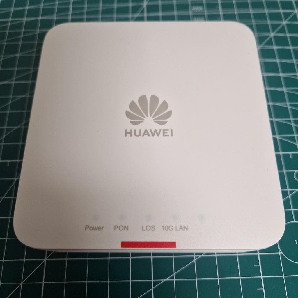 Huawei OptiXstar HN8010Ts XGS-PON Terminal inclusief adapter, Computers en Software, Routers en Modems, Ophalen of Verzenden, Zo goed als nieuw