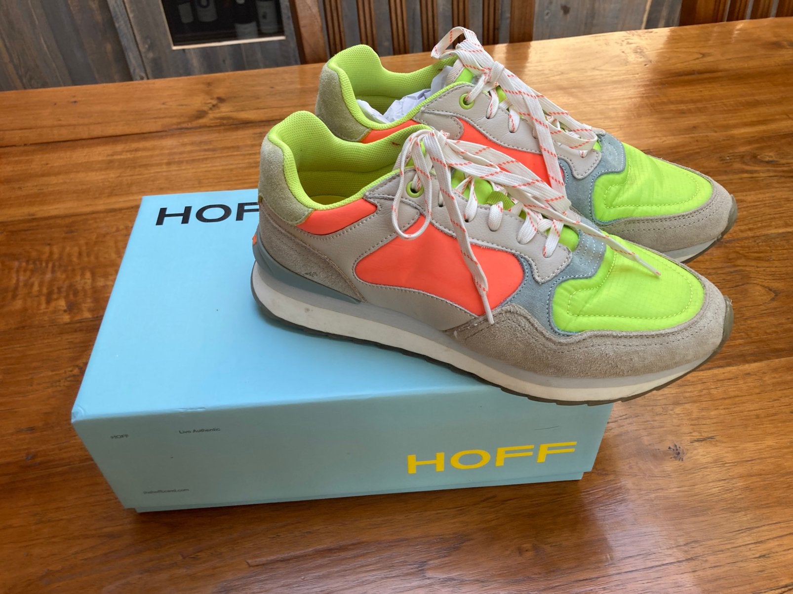 HOFF sneakers Valencia maat 40, Ophalen of Verzenden, Zo goed als nieuw, Sneakers of Gympen