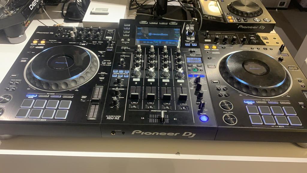 Pioneer XDJ-XZ incl flightcase, Ophalen, ?, Zo goed als nieuw, ?.?