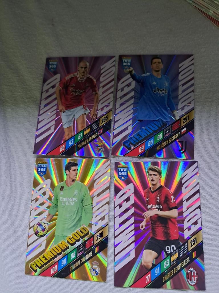 4 Limited Edition voetbalkaarten. FIFA 365 2024. PANINI., Ophalen of Verzenden, Zo goed als nieuw, Plaatje