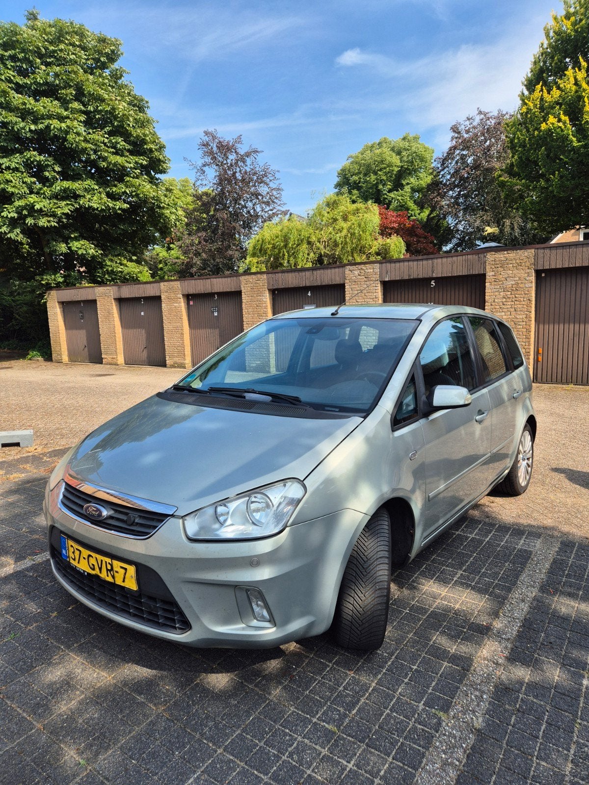 Ford C-Max 1.8 2008 Titanium Uitvoering, Auto's, Voorwielaandrijving, 125 pk, 4 cilinders, Bruin