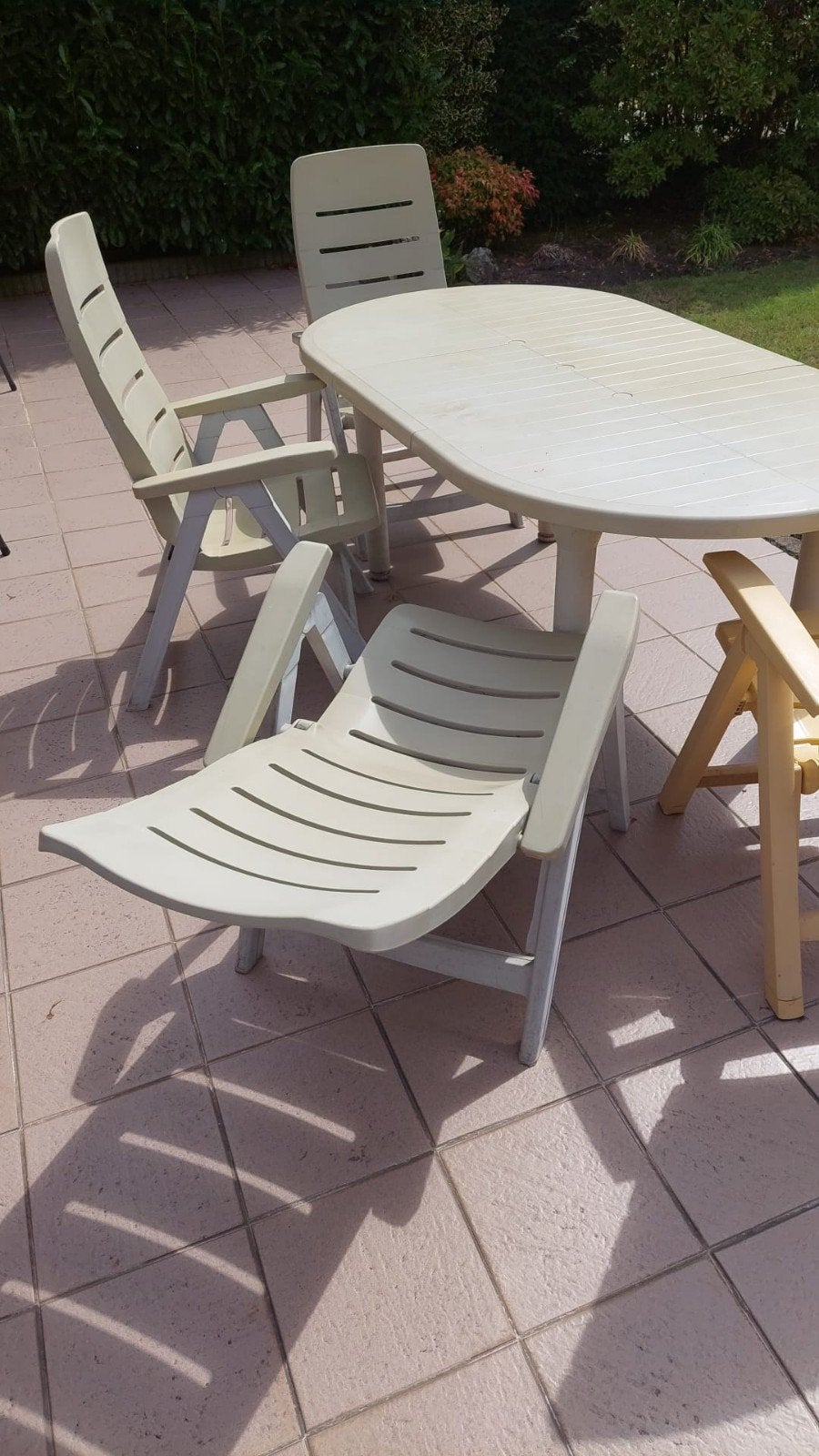 Hartmann kunstsstof tuinset met  tafel en 3 stoelen, Tuin en Terras, Ophalen, Kunststof, Gebruikt, 6 zitplaatsen