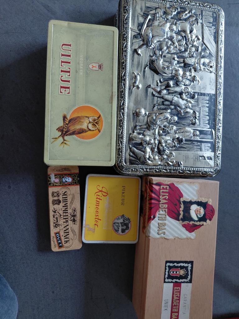 Sigarenblikjes, Ophalen of Verzenden, Gebruikt, Tabaksdoos of Verpakking