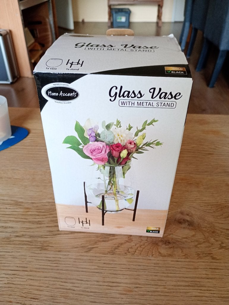 Mooie glazen vaas, Transparant, Nieuw, Ophalen of Verzenden, Glas