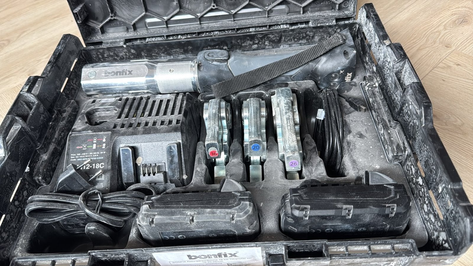 Bonfix elektrische perstang met extra accu, Doe-het-zelf en Verbouw, Gereedschap | Handgereedschap, Ophalen of Verzenden, Zo goed als nieuw