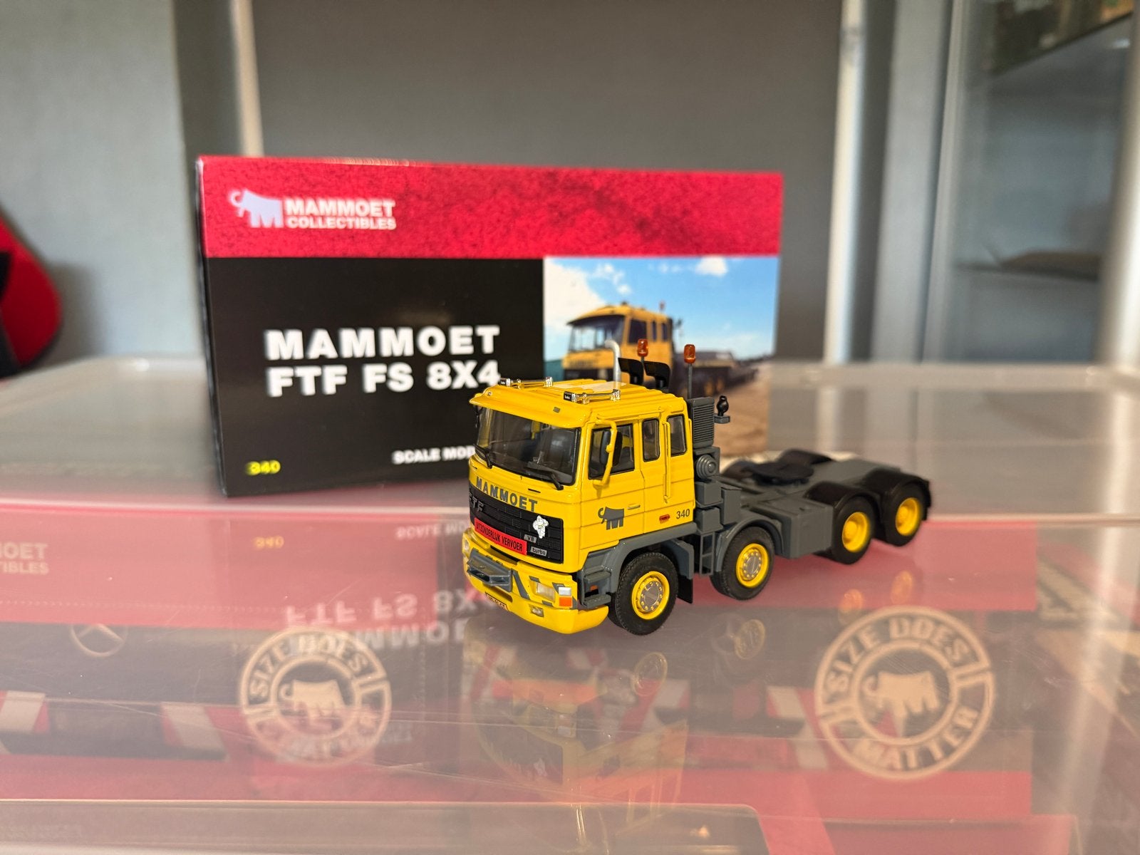 WSI Mammoet FTF FS 8x4 schaalmodel, Ophalen of Verzenden, Zo goed als nieuw, Overige merken