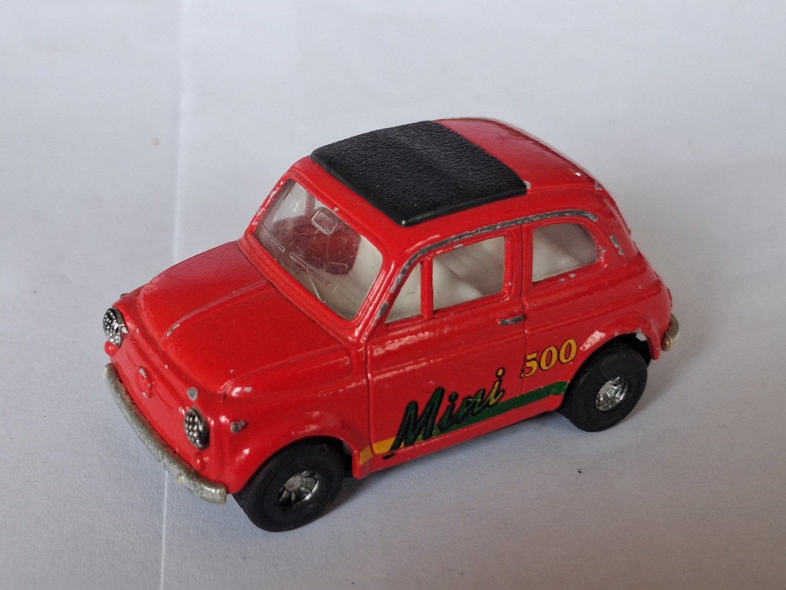 Vintage Fiat 500 Miniatuur Auto - Rood, Ophalen of Verzenden, Gebruikt, Auto, Overige merken