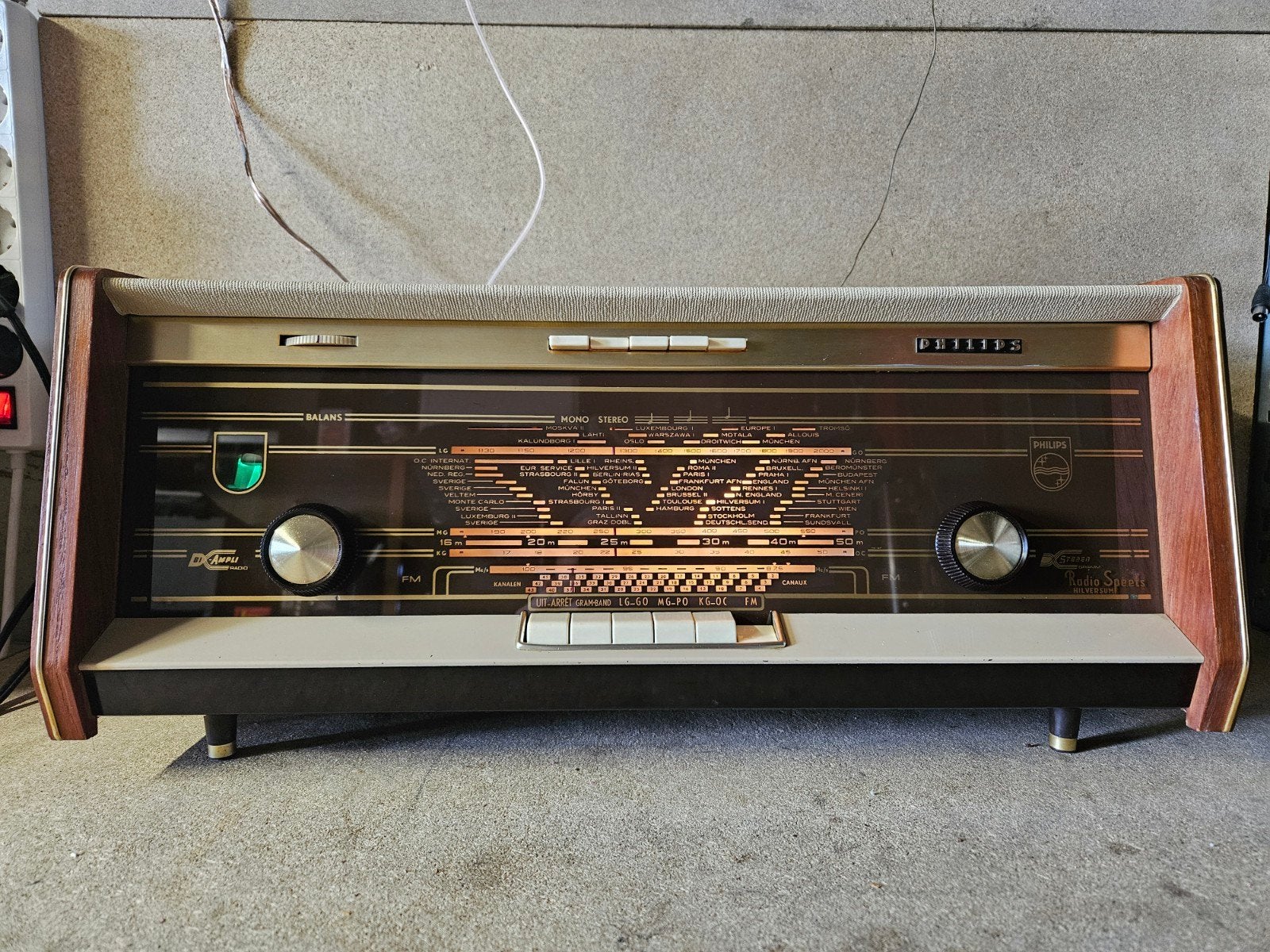 Philips B5X14A in nw. staat, gereviseerd incl. Bluetooth, Ophalen, Refurbished, Radio