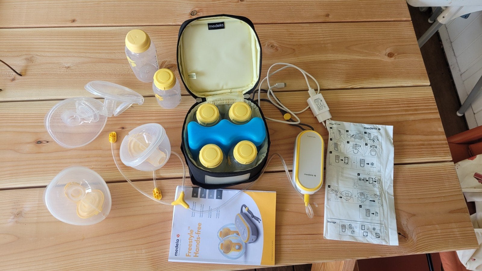 Medela Freestyle Hands-Free borstkolf, Ophalen of Verzenden, Zo goed als nieuw, Borstkolf