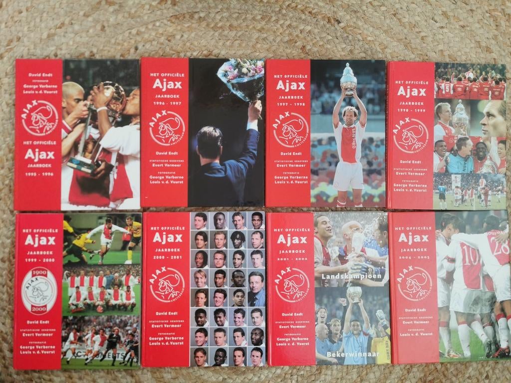 Ajax jaarboeken 1996 tm 2002 + 2004/2005, Verzamelen, Ophalen, Zo goed als nieuw, Ajax, Boek of Tijdschrift