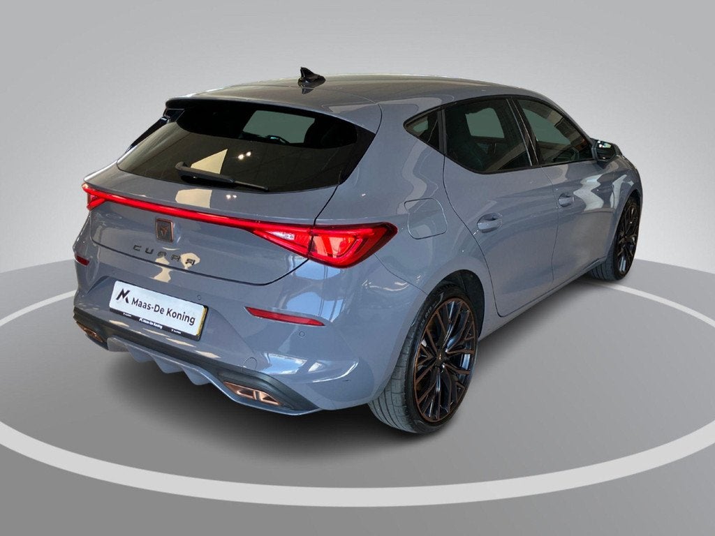 CUPRA Leon 1.4e-Hybrid 180kW/245PK VZ · Navigatie · Leder/, Stof, Gebruikt, 4 cilinders, Leon