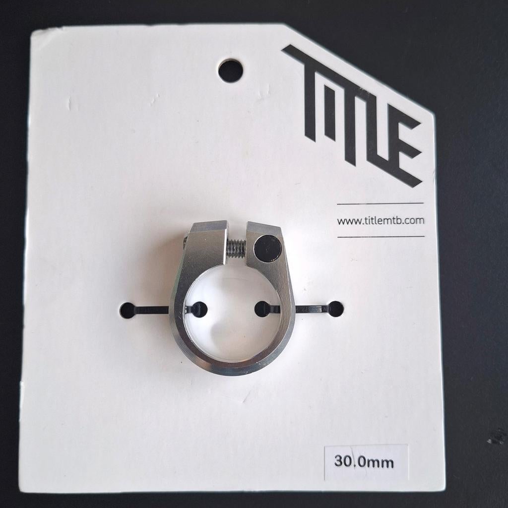 TITLE zadelpenklem 30.0mm chroom, Fietsen en Brommers, Fietsonderdelen, Overige typen, Nieuw, TITLE, Aluminium