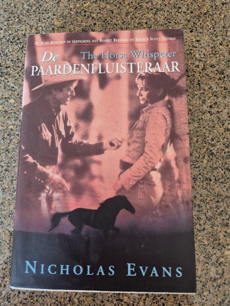 Boek De Paardenfluisteraar - Nicholas Evans, Ophalen of Verzenden, Gelezen, Nicholas Evans