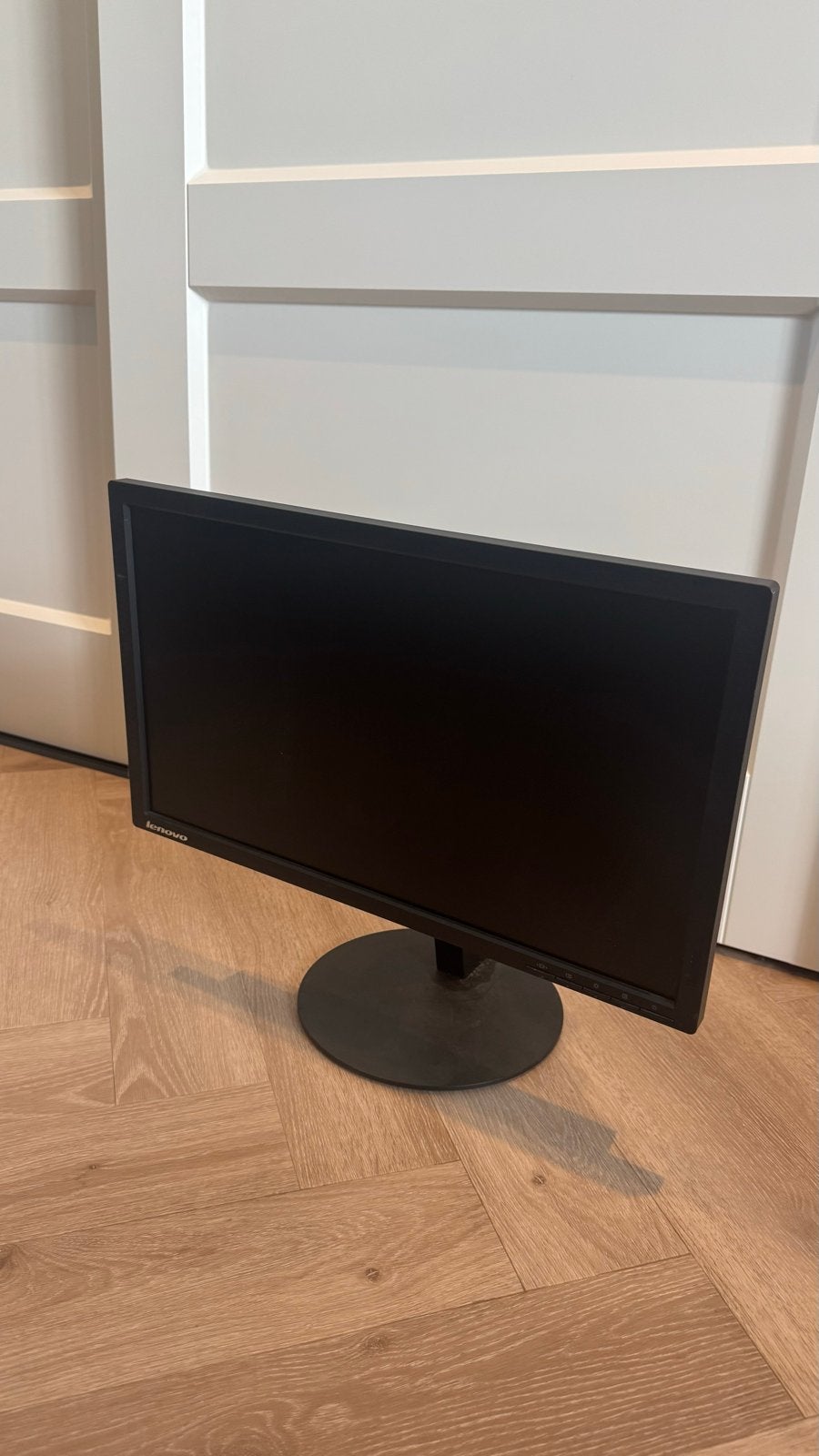 Lenovo monitor - Ideaal voor thuiswerken of studie, Gebruikt, In hoogte verstelbaar, Full HD, Ophalen of Verzenden