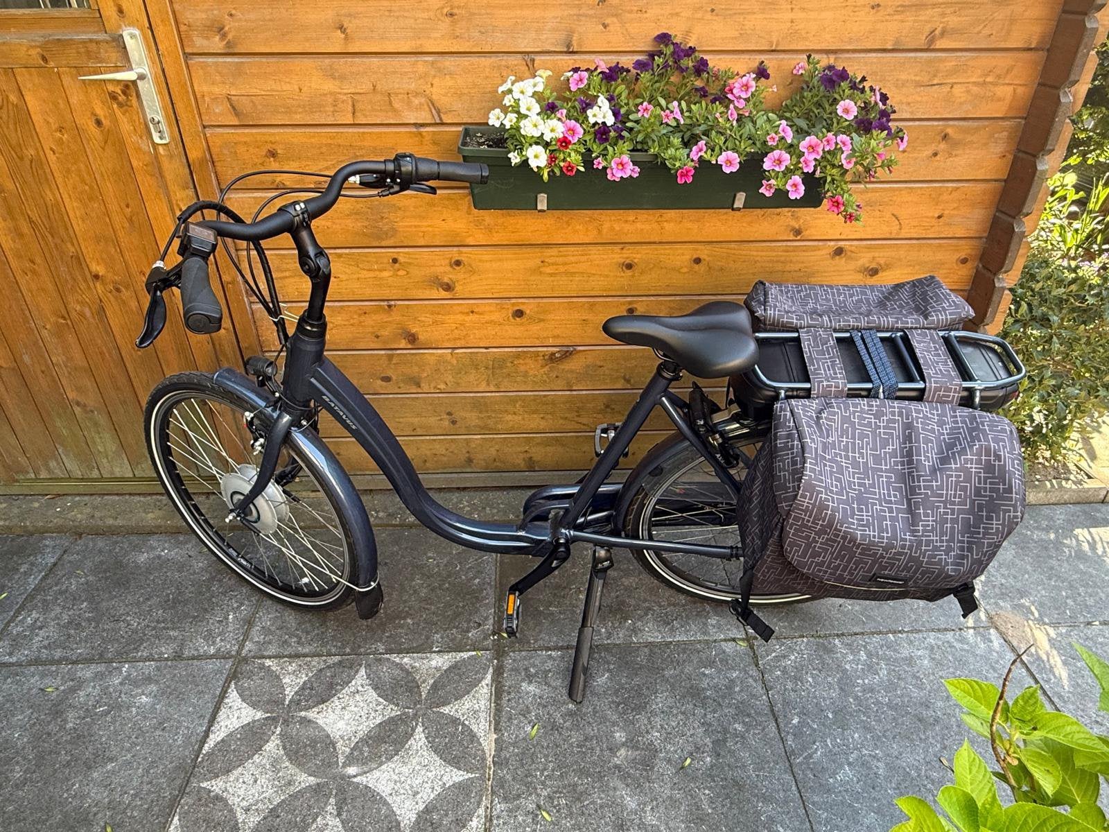 Batavus Entree E-Go F7 ebike 26inch damesfiets, Fietsen en Brommers, Elektrische fietsen, Ophalen, Batavus, Zo goed als nieuw