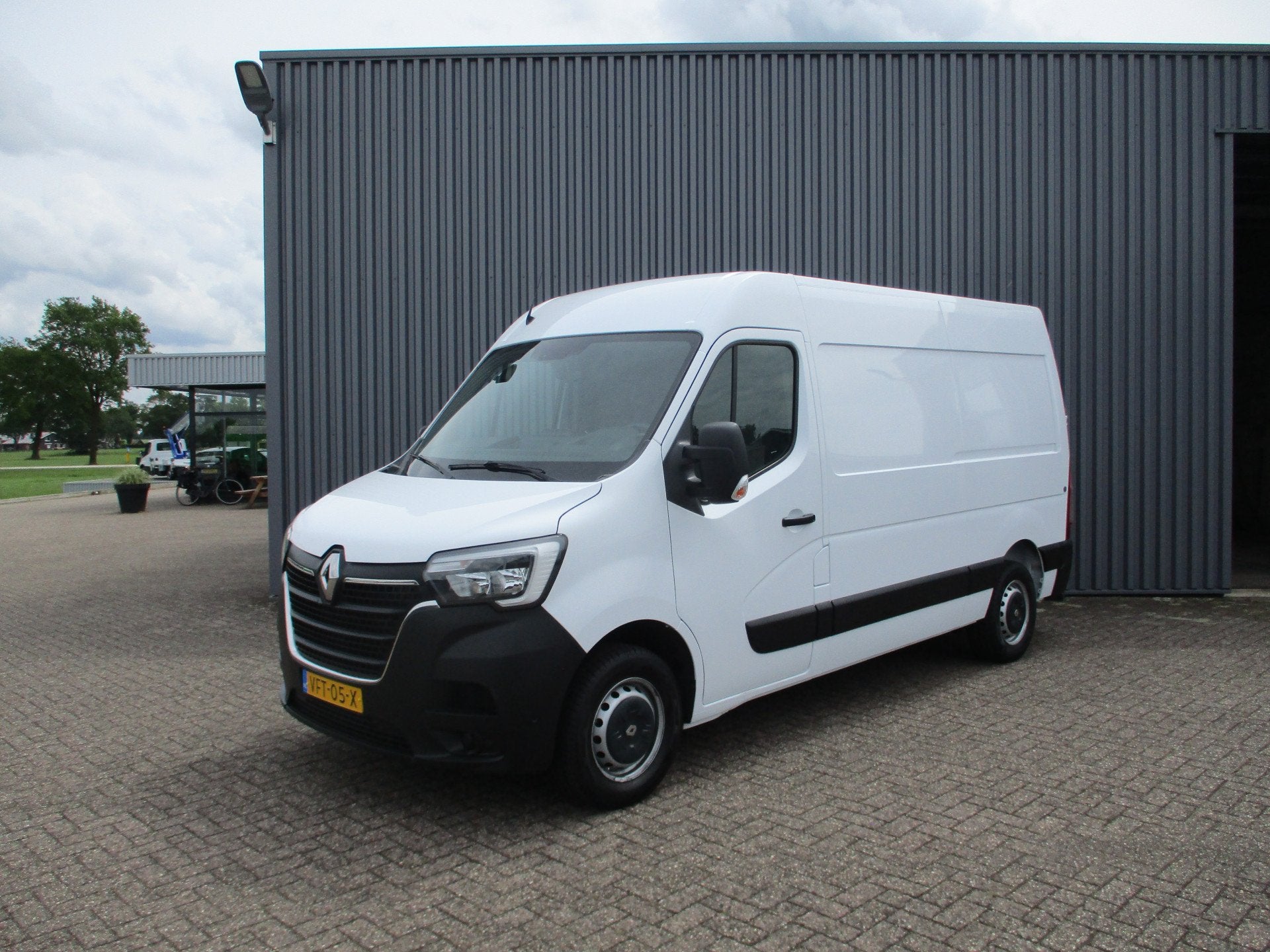 Renault Master 2.3 dCi 135 PK L2H2 servicewagen Inrichting, Voorwielaandrijving, Gebruikt, Euro 6, 4 cilinders
