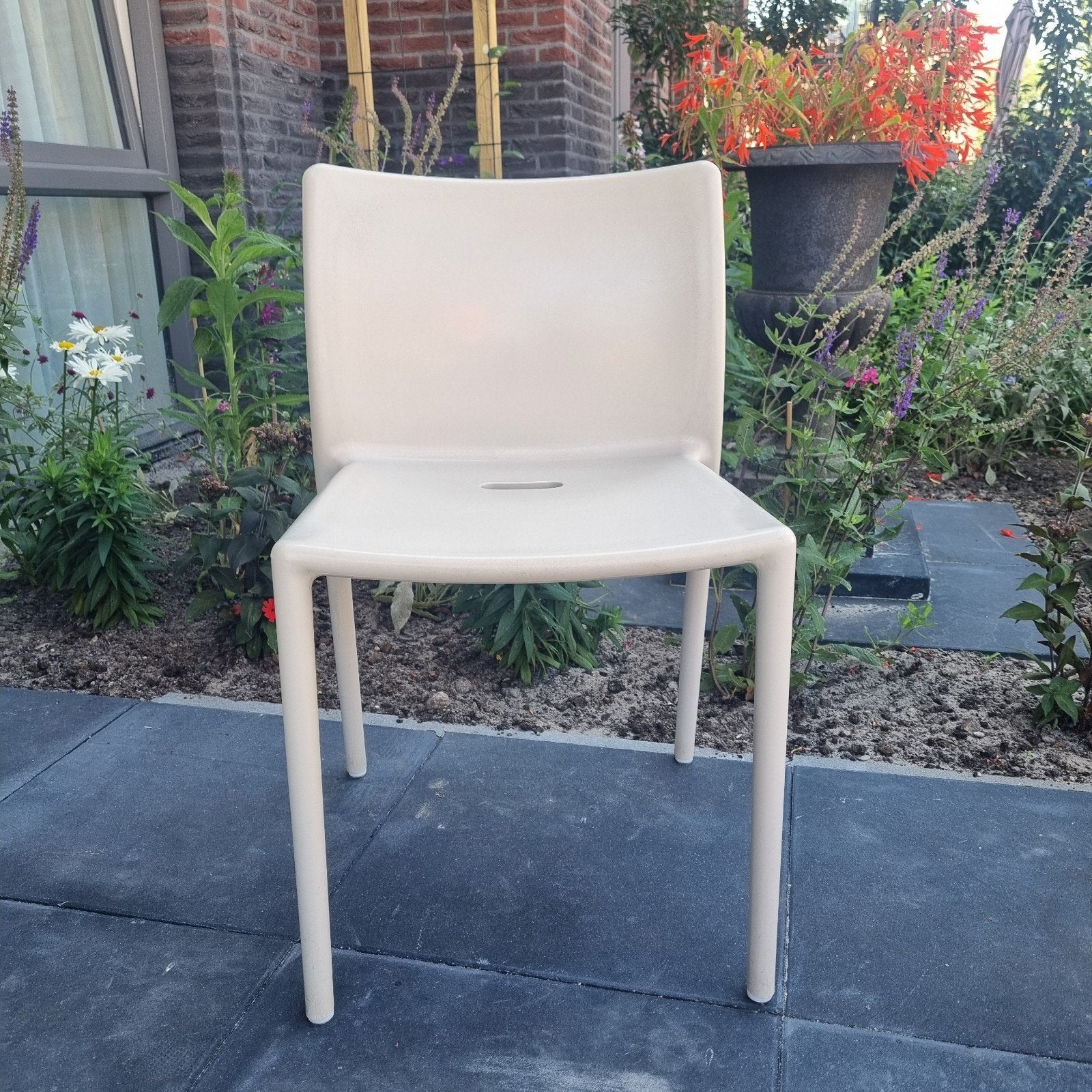 4 stuks Magis Air Chair - Jasper Morrison - Zandkleur/Beige, Ophalen, Kunststof