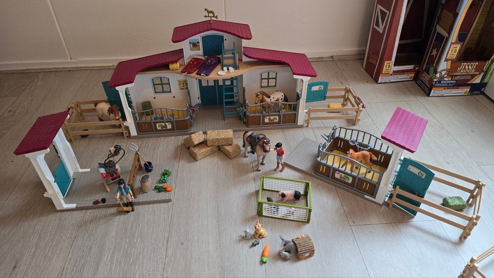 Schleich Paardenstal met veel accessoires, Ophalen of Verzenden, Zo goed als nieuw, Jongen of Meisje