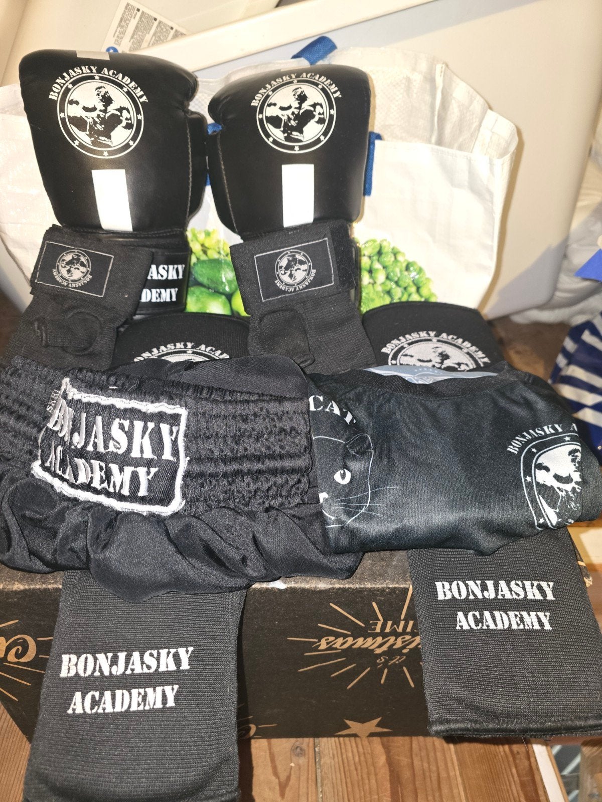 Bonjasky kickboksset maat 128 (6 jaar) compleet, Overige, Maat XS of kleiner, Vechtsportmateriaal, Ophalen of Verzenden