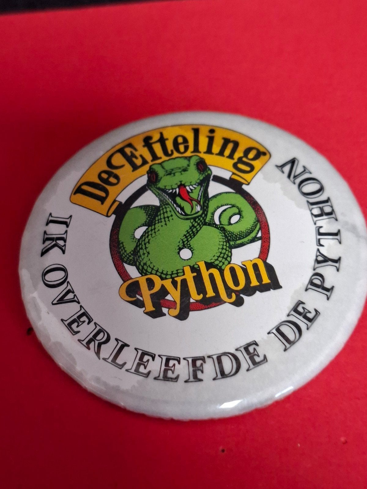 Grote button DE. EFTELING 6CM, Verzamelen, Ophalen of Verzenden, Overige onderwerpen