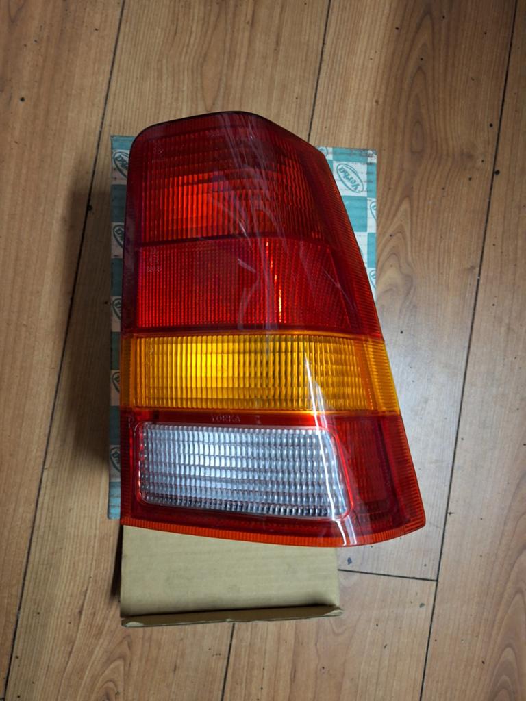 Nieuw achterlichtglas opel kadett E, Ophalen, Nieuw, Opel