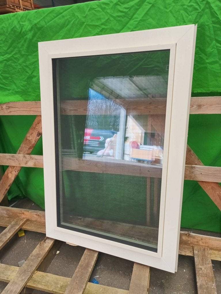 Kunststof Draaikiep kozijn  b99 x h145 cm Creme -2213-, Kunststof, Raamkozijn, Niet ingevuld, Ophalen of Verzenden