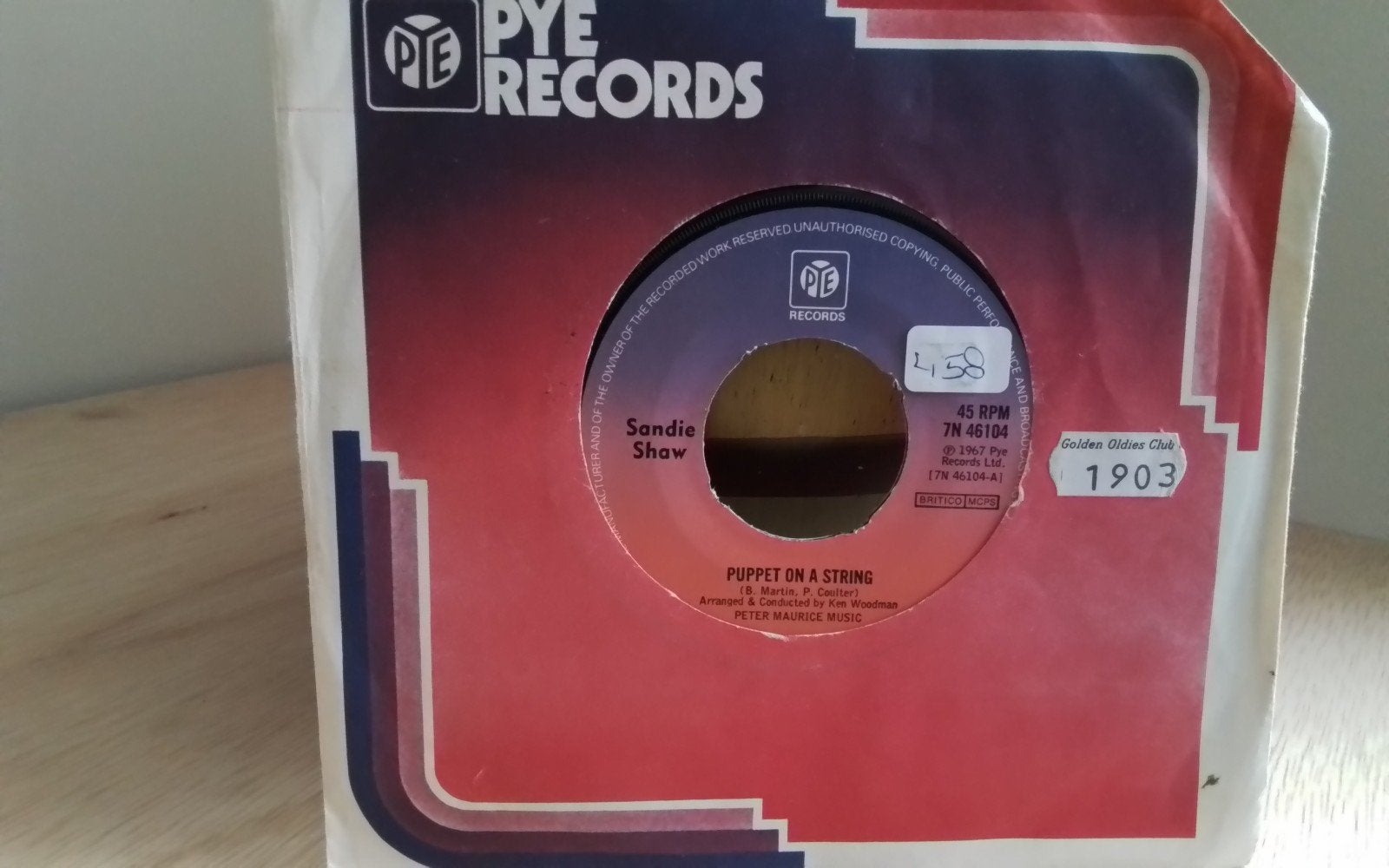 Sandie Shaw - puppet on a string, Ophalen of Verzenden