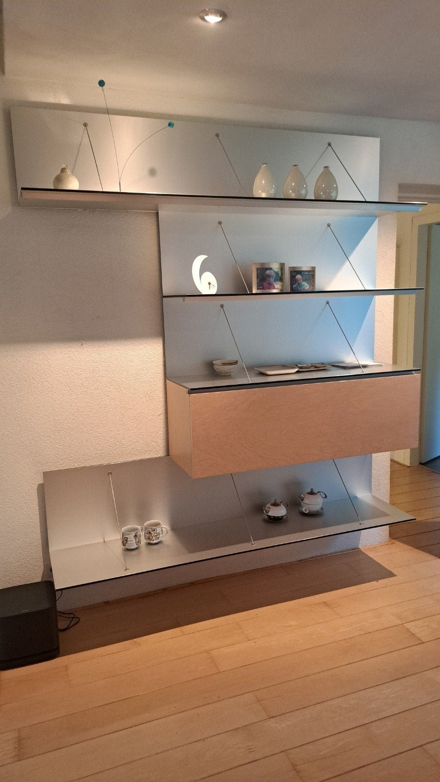 Design modulair  wandsysteem met houten klepkast, Ophalen, 150 tot 200 cm, Zo goed als nieuw, Met klep(pen)