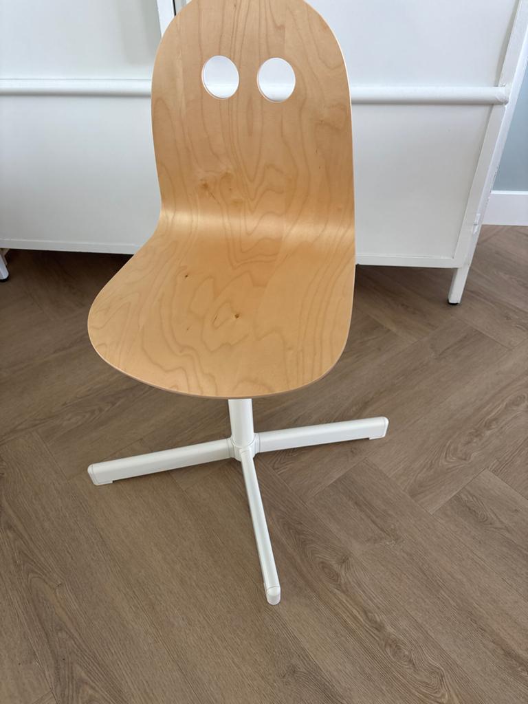 Ikea ÖRFJÄLL / SPORREN kinderbureaustoel, Huis en Inrichting, Stoelen, Zo goed als nieuw, Eén, Hout, Overige kleuren, Ophalen