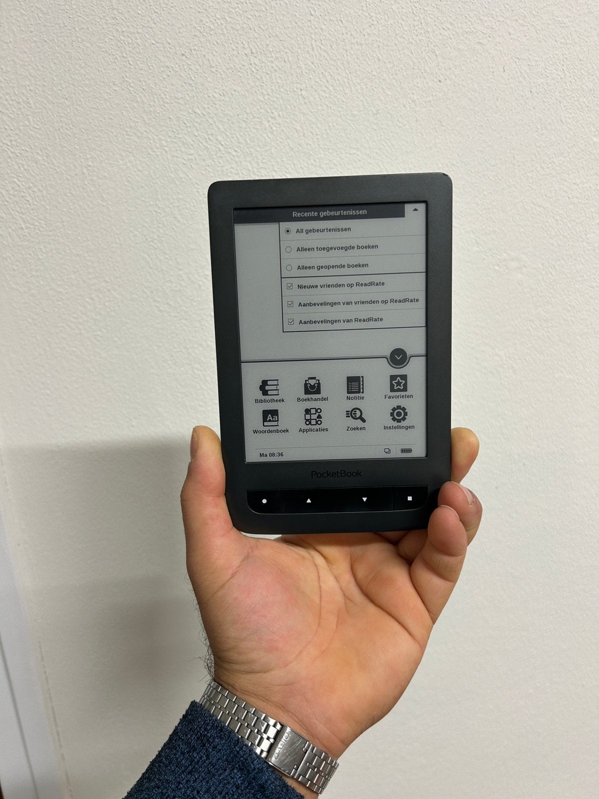 Pocketbook, Ophalen, Zo goed als nieuw