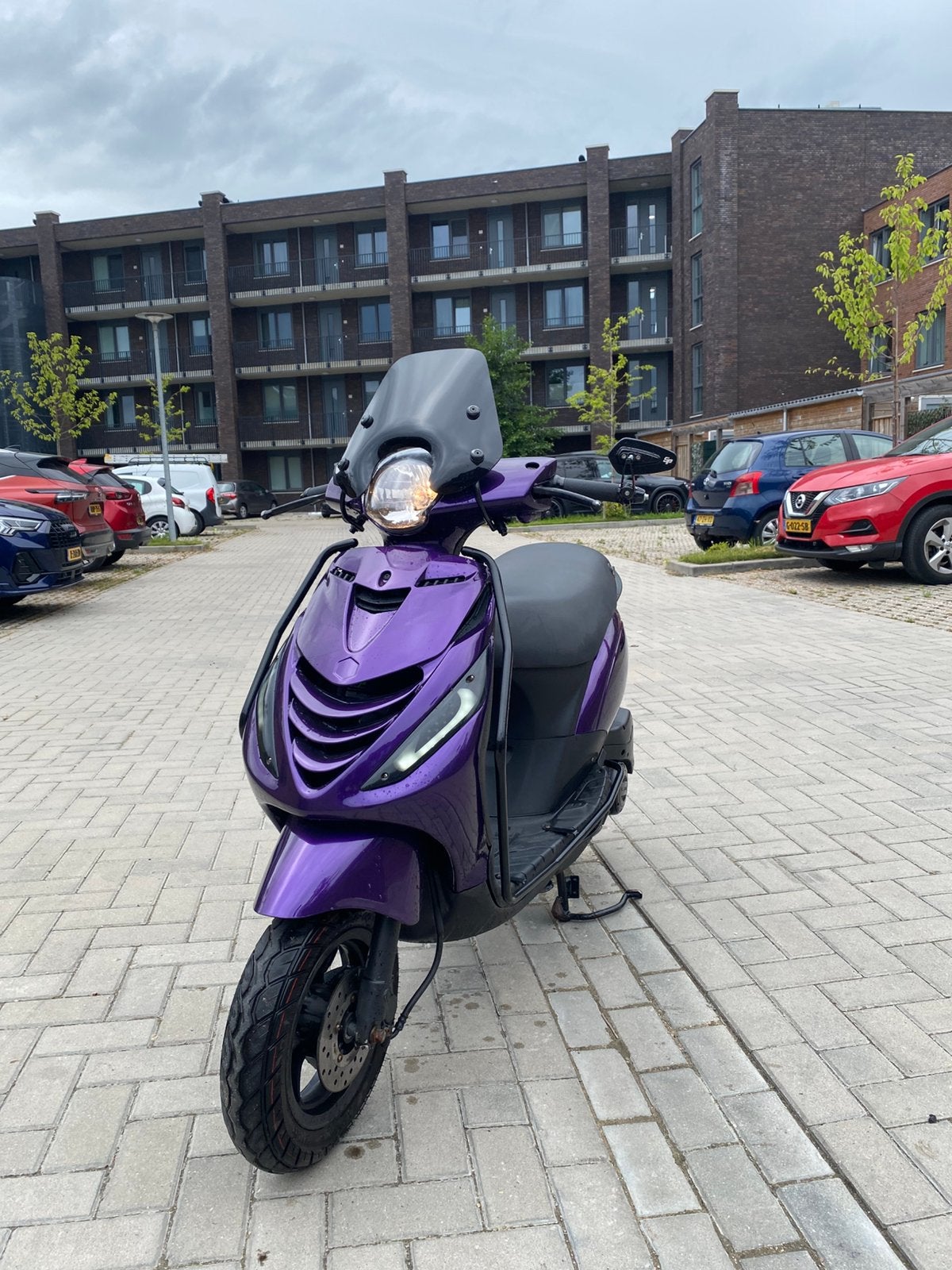 Piaggio Zip iget (Full Option), Fietsen en Brommers, Scooters | Piaggio, Gebruikt, Maximaal 45 km/u, Zip, Ophalen of Verzenden
